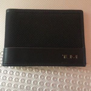 Tumi Bifold wallet with money clip